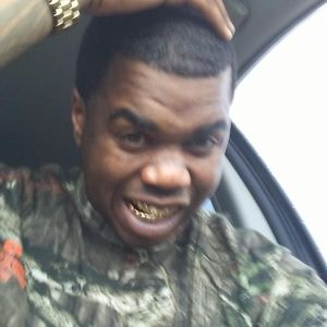 Meet your Posher, Bee